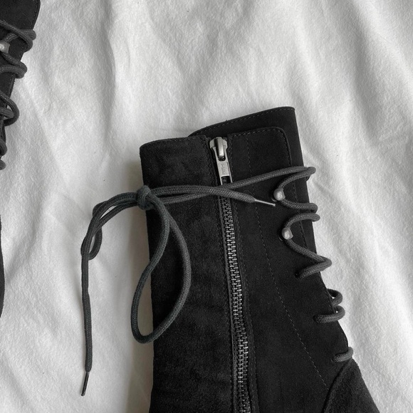 Ann Demeulemeester FW2010 Suede Boots - Picture 3 of 4